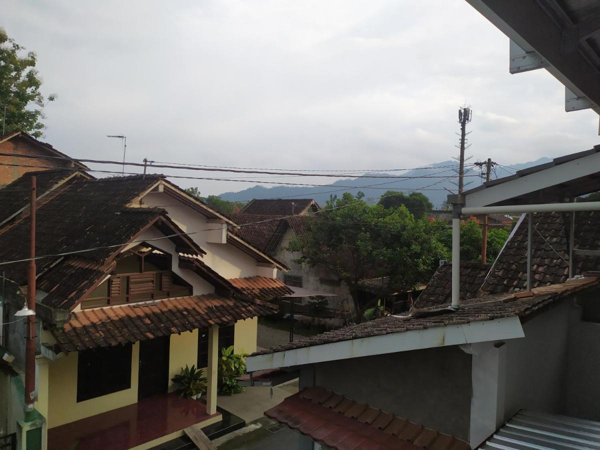 Homestay Mami Borobudur Magelang Exterior foto